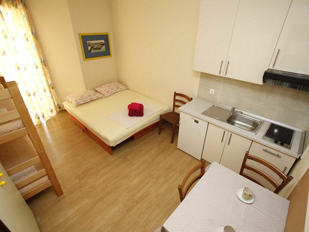 Apartments Lidus Makarska Exteriör bild